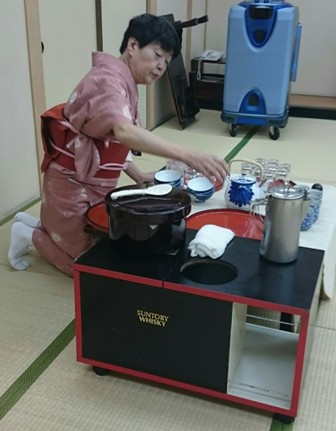 Old fashioned service Japan style