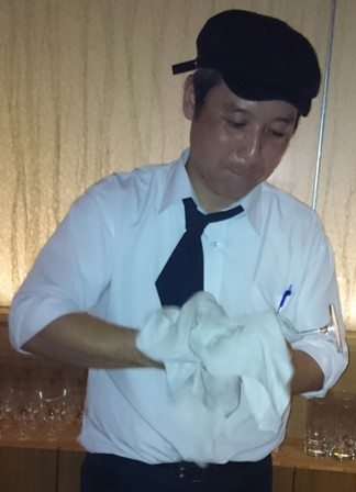 Takoyaki izakaya in Ponto Cho manager/owner